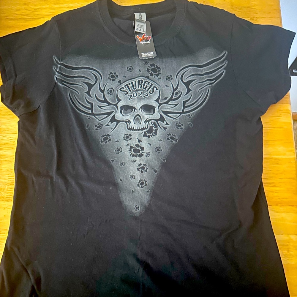 2022 Harley Davidson Sturgis Lady Tonal Skull Shirt size small